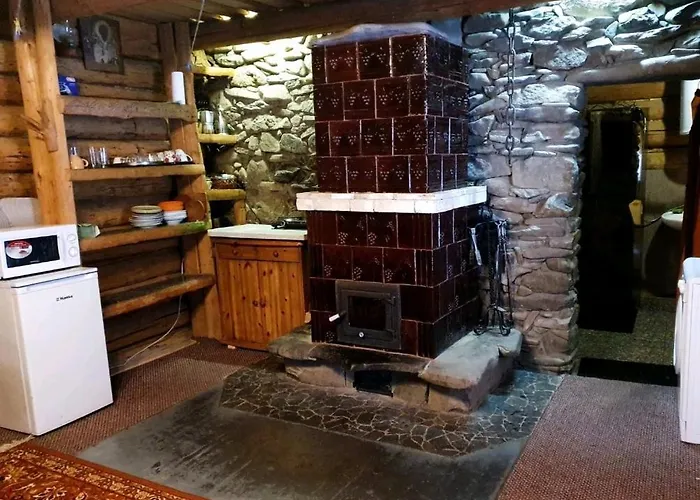 Holiday home хатина біля потока Lumshory