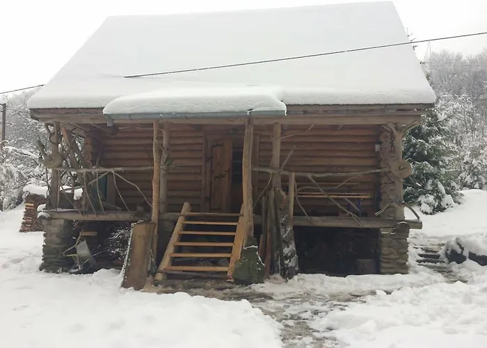 Holiday home хатина біля потока