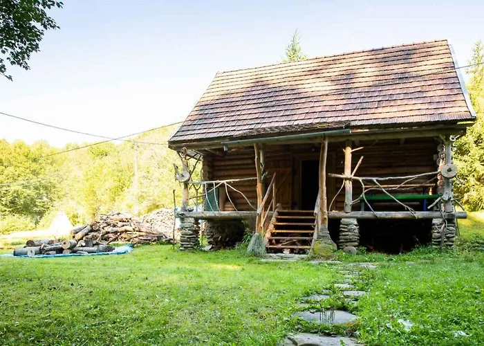 度假居 хатина біля потока 卢姆绍里