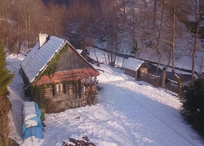 хатина біля потока 度假居 卢姆绍里